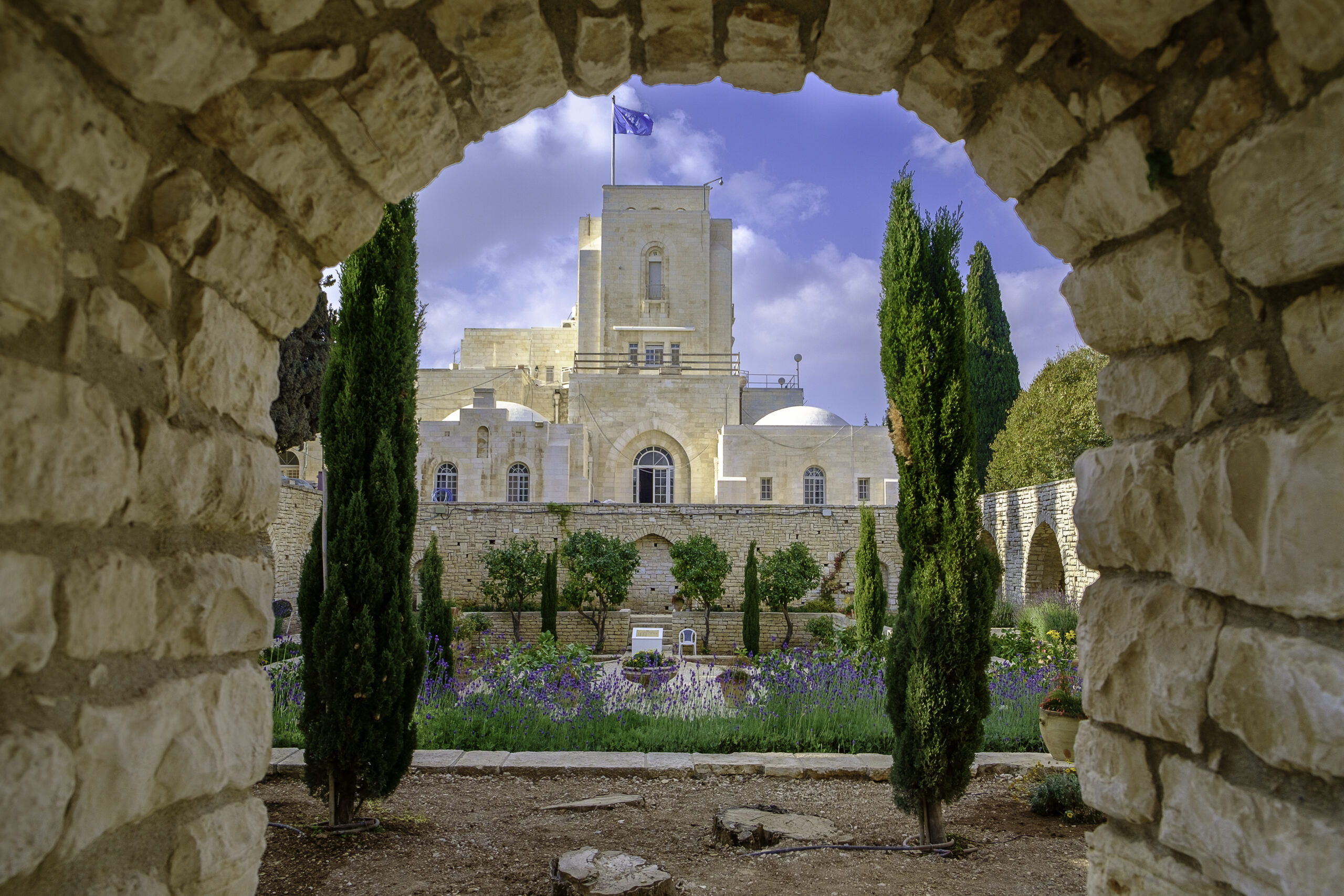 VN: United Nations Truce Supervision Organization (UNTSO)